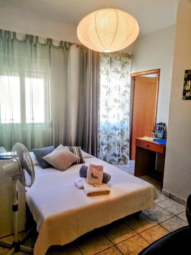 Alisahni Home 1 Като-Даратсо Номер фото