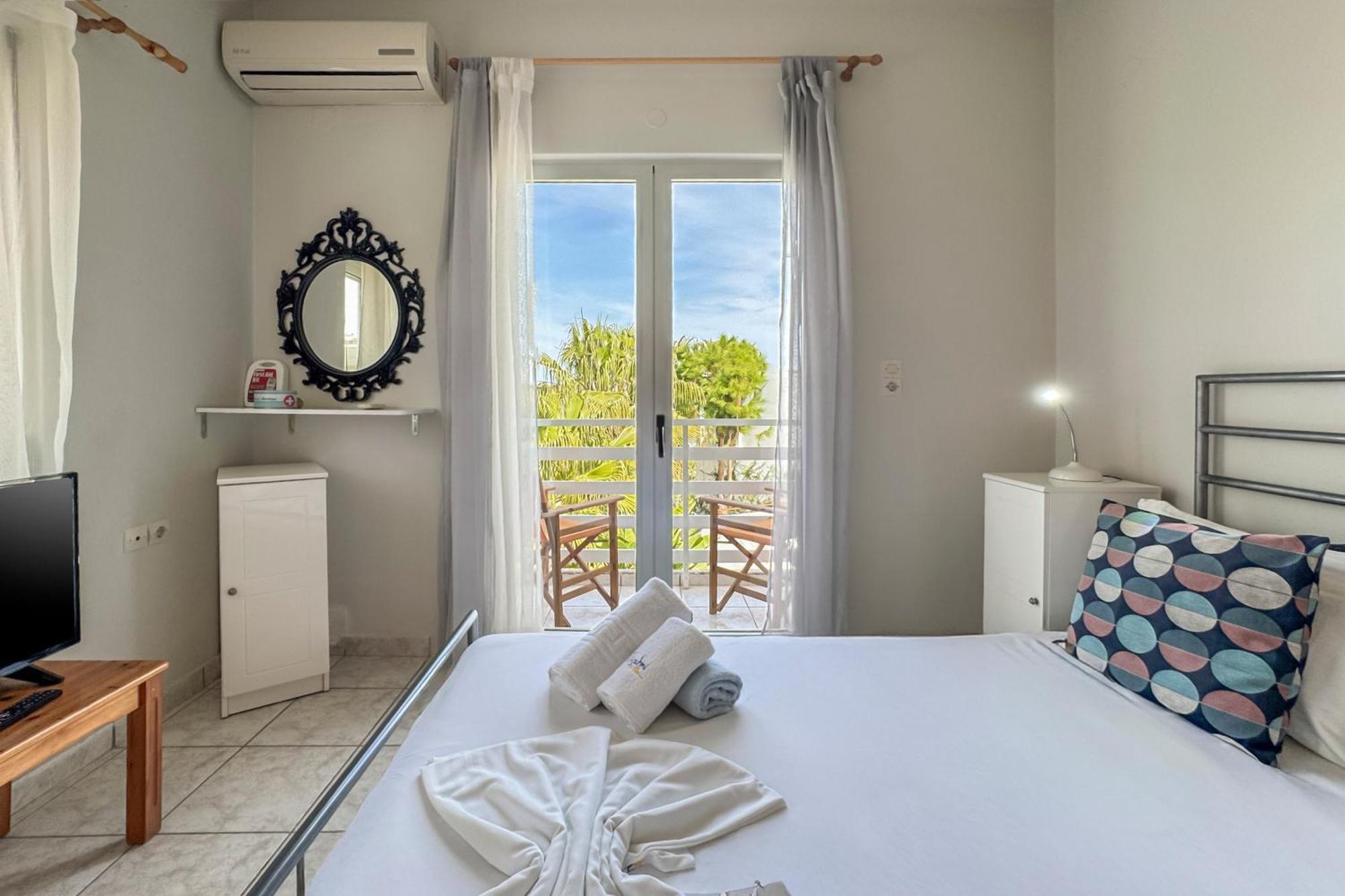 Alisahni Home 1 Като-Даратсо Экстерьер фото